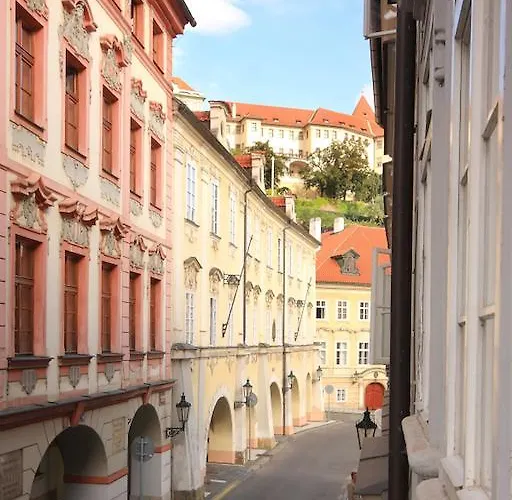 Tomasska Apartments